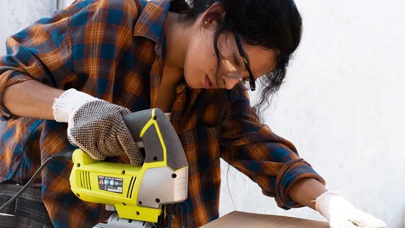 non-traditional-jobs-for-women-1920w